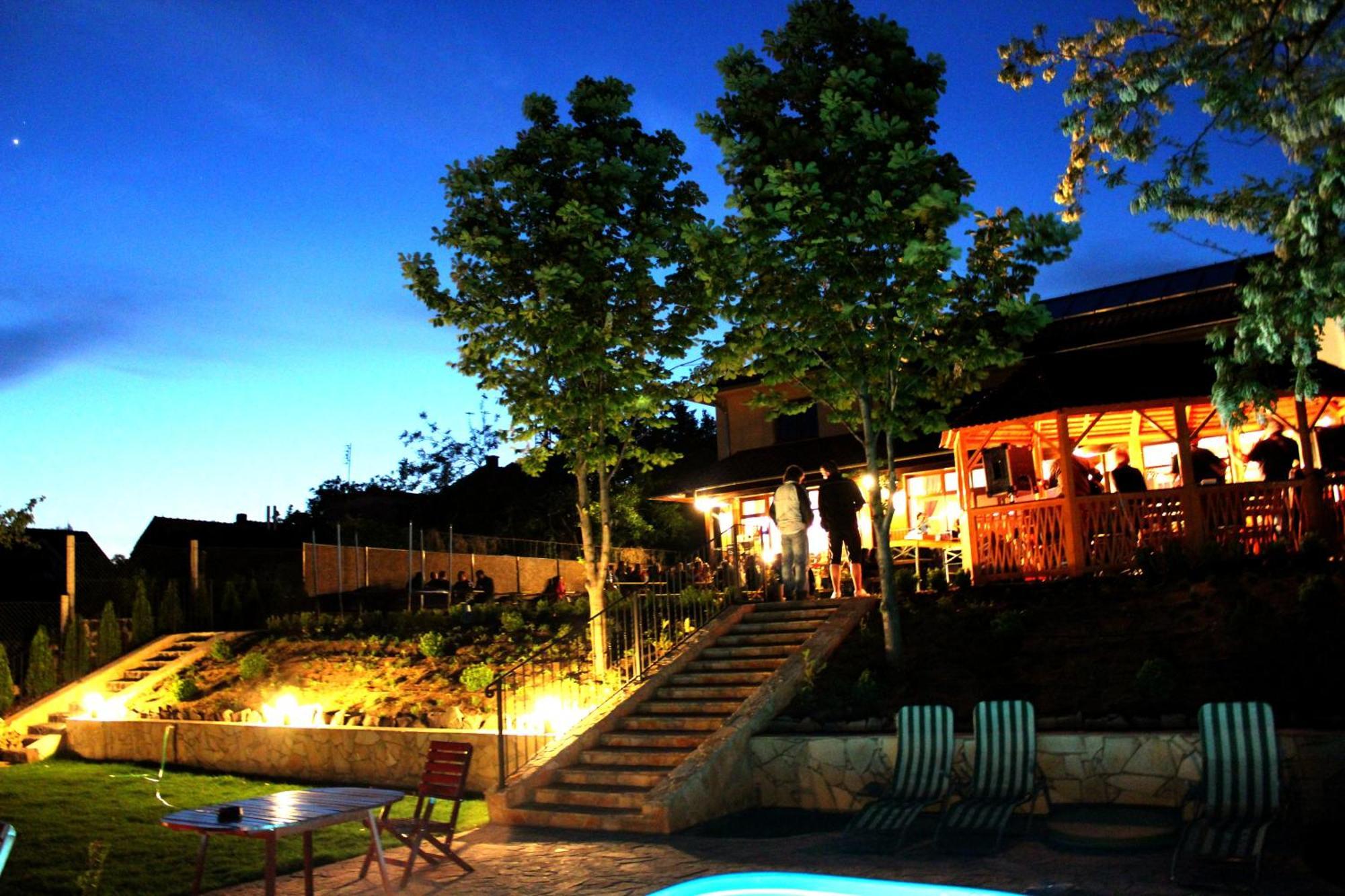 Mlyn Penzion & Wellness Radvan nad Dunajom Exterior photo